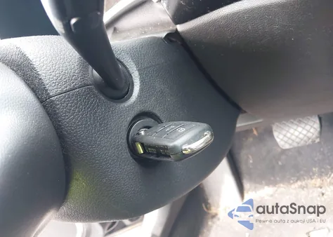 2012 Volkswagen Beetle 2.5L z USA, uszkodzony, nr VIN 3VWJP7AT1CM623501